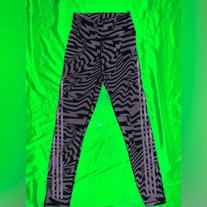 Adidas Stylish Zebra Print Leggings size Medium